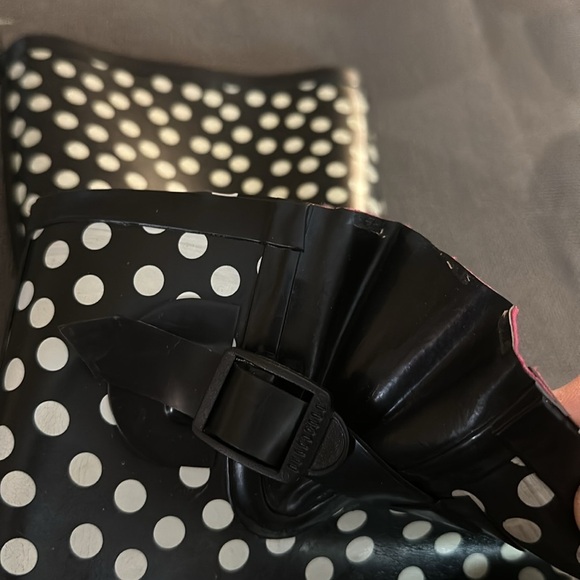 Capelli of New York Adorable Black and White Polka Dot Rain Boots - Size 8 GUC - Picture 6 of 13